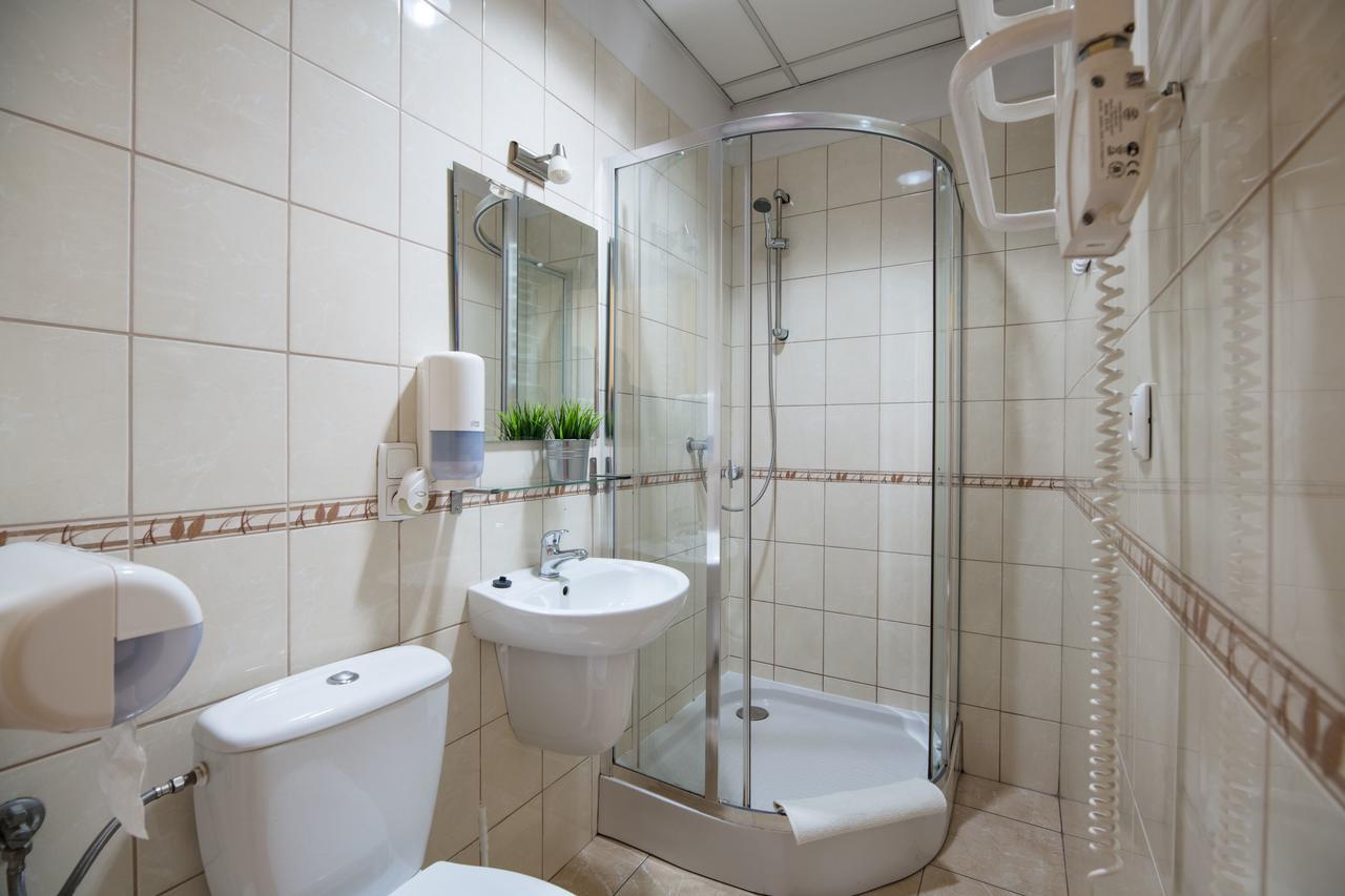 Golden Lion Guest Szewska 19 Апарт-готель 3*