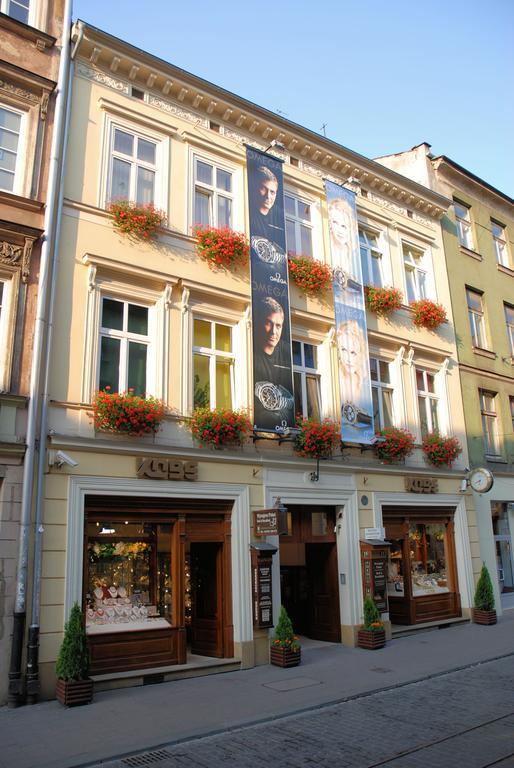 Golden Lion Guest Szewska 19 Апарт-готель 3*